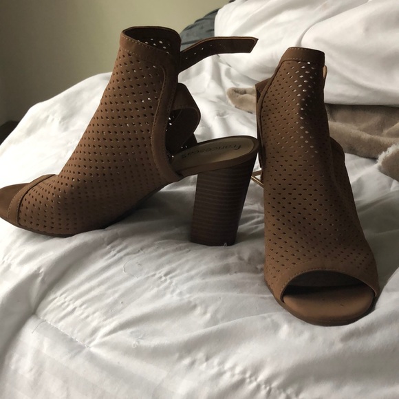 Nude wedges from Francesca’s - Picture 1 of 1